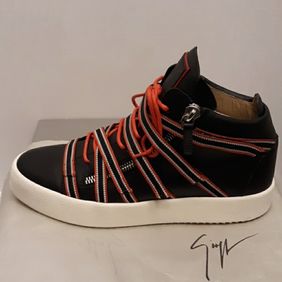 ⛔SOLD⛔ 💯 AUTHENTIC GIUSEPPE SHOES - Picture 4 of 8